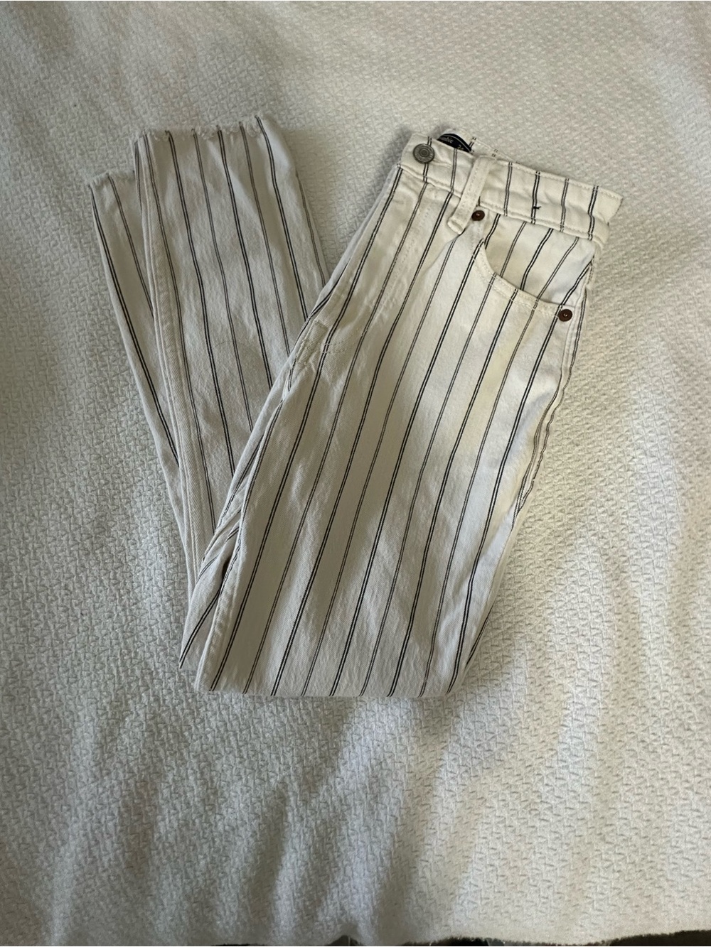 Abercrombie & Fitch White Cropped Pants with Black Pinstripes - Picture 3 of 5